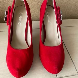 High heels and flats size 7